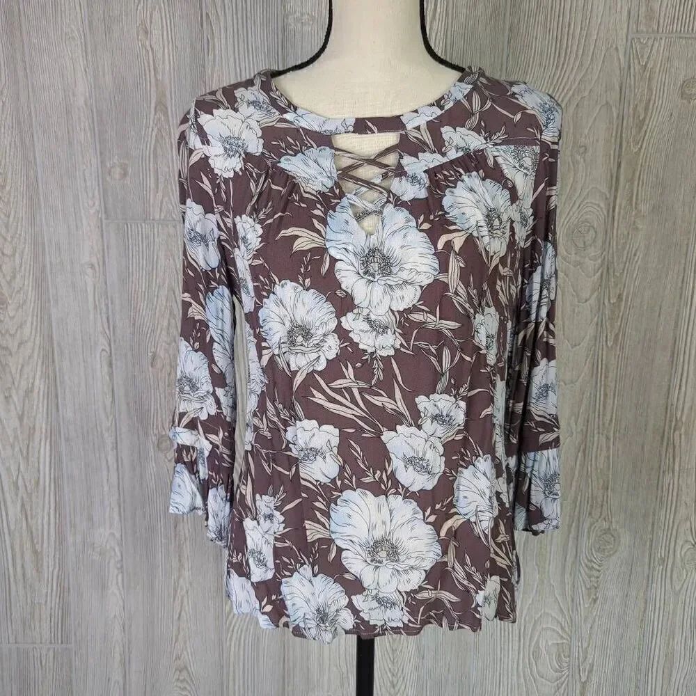 Miss Me Womens Size Small Blouse Brown Blue Floral Print Bell Sleeves Cutouts